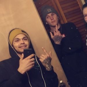 Meet your Posher, Devon